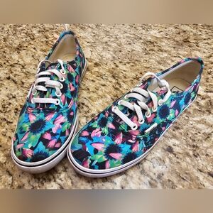 VANS Lo Pro Floral Canvas Lace Up Women's Sneakers Size 7